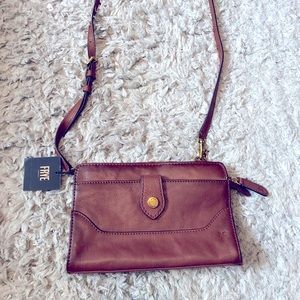 NWT Frye Lucy cognac leather crossbody clutch